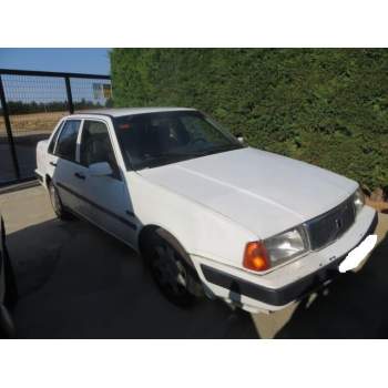VOLVO 460 (464) de desguace