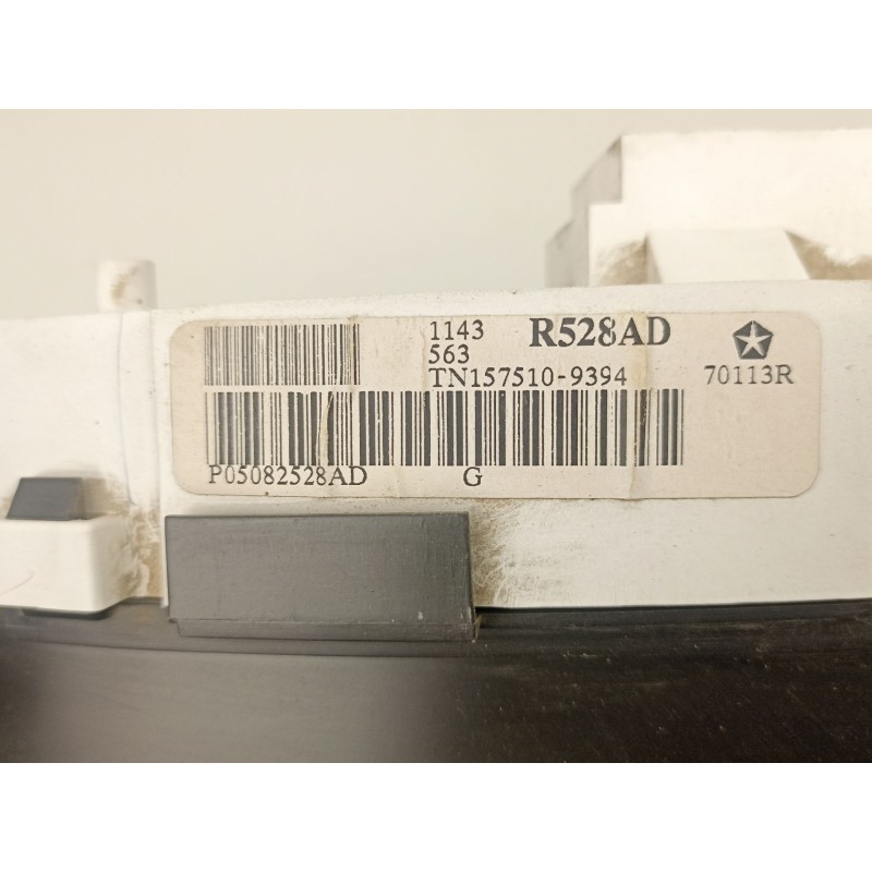 Recambio de cuadro instrumentos para chrysler voyager iv (rg, rs) 2.5 crd referencia OEM IAM 05082528AD TN1575109394 P05082528AD