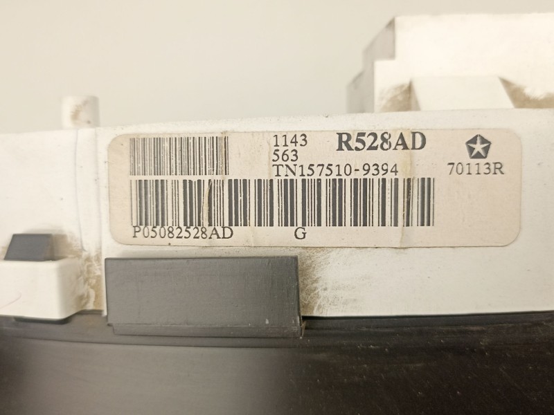 Recambio de cuadro instrumentos para chrysler voyager iv (rg, rs) 2.5 crd referencia OEM IAM 05082528AD TN1575109394 P05082528AD