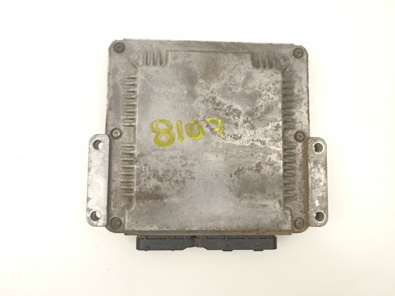 Recambio de centralita para chrysler voyager iv (rg, rs) 2.5 crd referencia OEM IAM 04727665AB 0281011064 P04727665AB