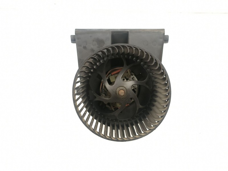 Recambio de motor calefaccion para seat ibiza ii (6k1) 1.4 i referencia OEM IAM 1J1819021A  