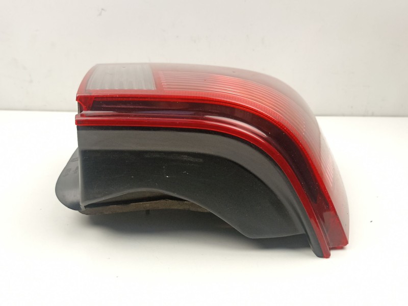 Recambio de piloto trasero izquierdo para seat ibiza ii (6k1) 1.4 i referencia OEM IAM 6K6945111G  