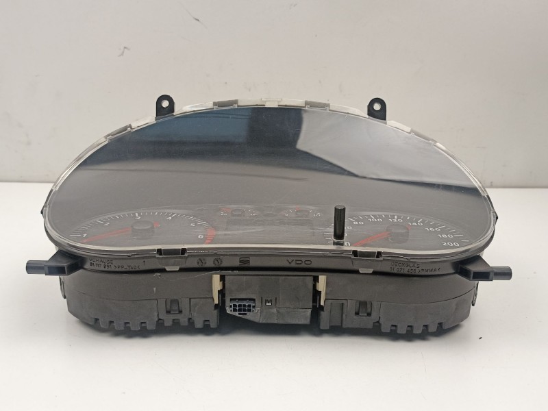 Recambio de cuadro instrumentos para seat ibiza ii (6k1) 1.4 i referencia OEM IAM 6K0920801C 110008924026 