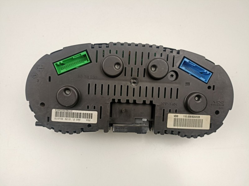 Recambio de cuadro instrumentos para seat ibiza ii (6k1) 1.4 i referencia OEM IAM 6K0920801C 110008924026 