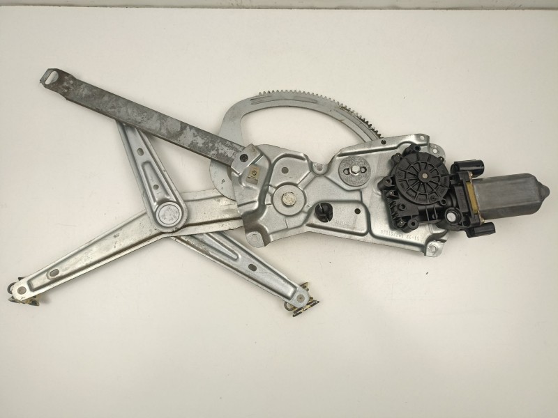 Recambio de elevalunas delantero derecho para bmw serie 3 berlina (e36) 2.5 325td referencia OEM IAM 51328146802  