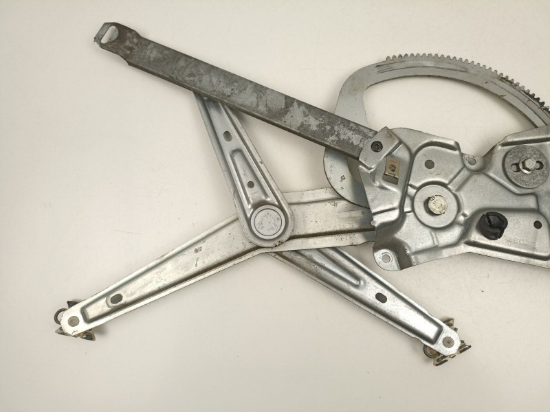 Recambio de elevalunas delantero derecho para bmw serie 3 berlina (e36) 2.5 325td referencia OEM IAM 51328146802  