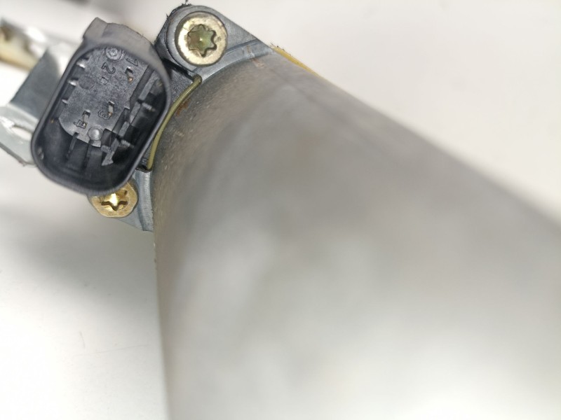 Recambio de elevalunas delantero derecho para bmw serie 3 berlina (e36) 2.5 325td referencia OEM IAM 51328146802  