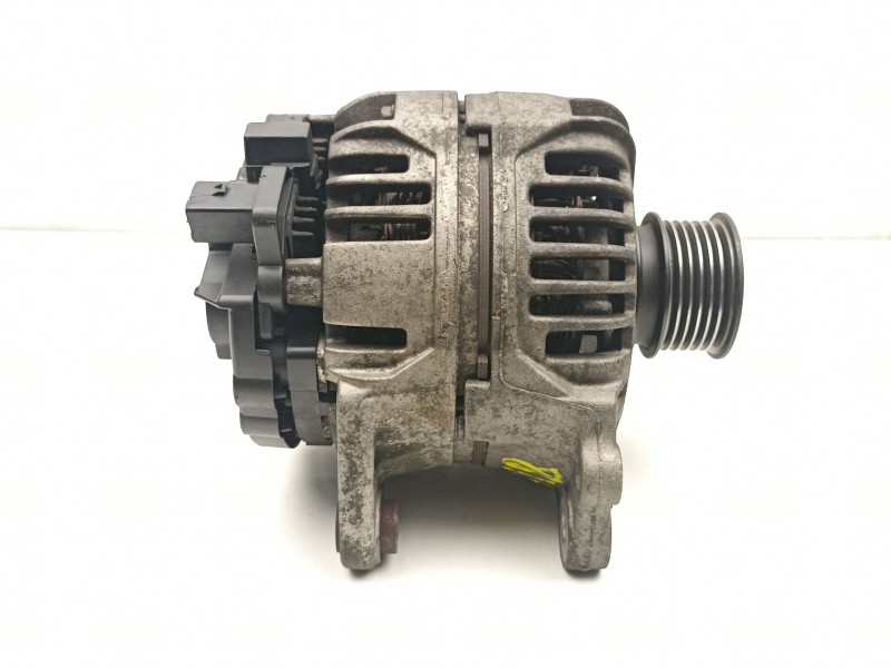 Recambio de alternador para seat ibiza ii (6k1) 1.4 i referencia OEM IAM 037903025M 0124325013 