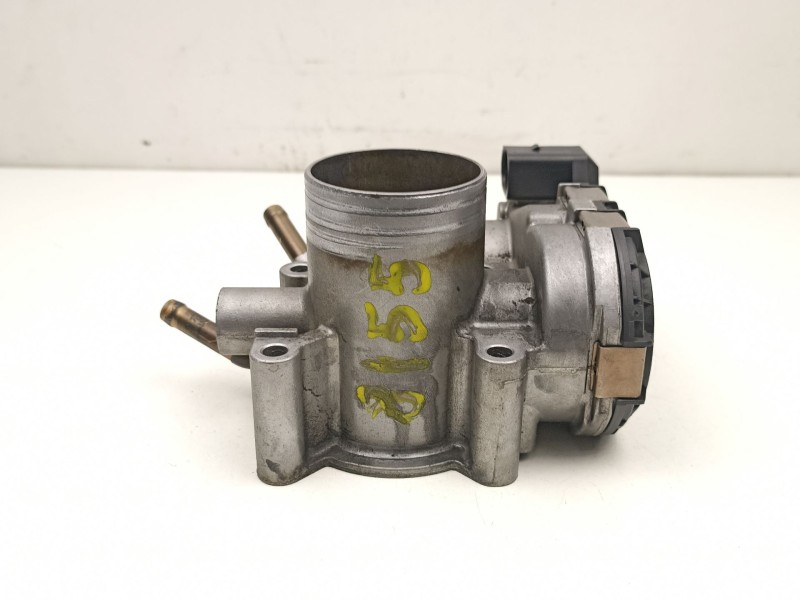 Recambio de caja mariposa para seat ibiza ii (6k1) 1.4 i referencia OEM IAM 030133062C 0280750095 