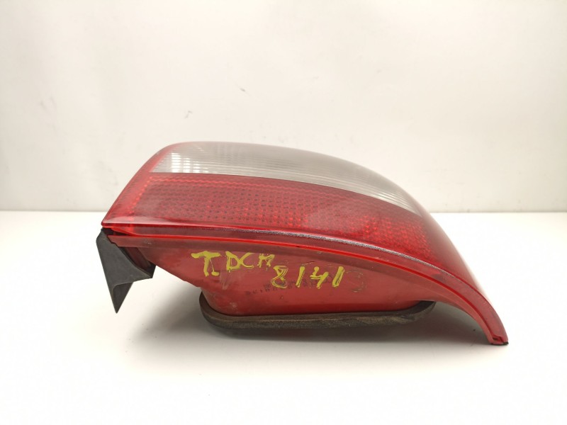 Recambio de piloto trasero derecho para audi a3 (8l1) 1.9 tdi quattro referencia OEM IAM 8L0945096C  