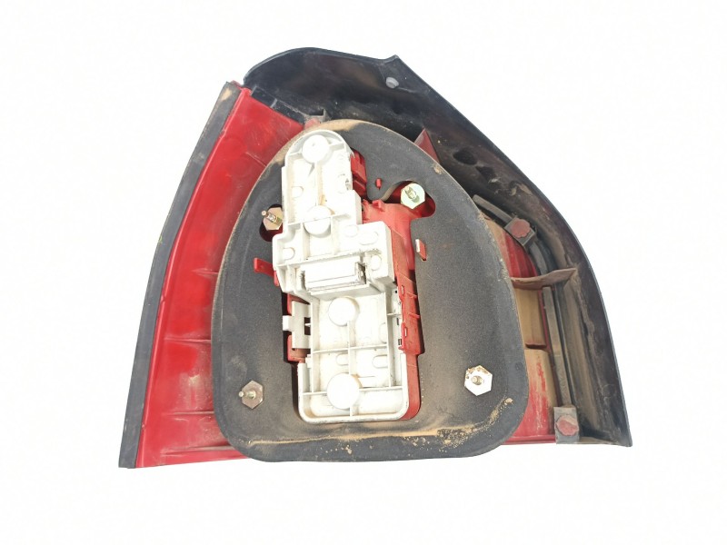 Recambio de piloto trasero derecho para audi a3 (8l1) 1.9 tdi quattro referencia OEM IAM 8L0945096C  