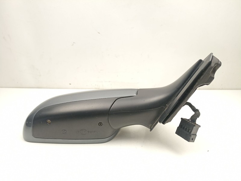 Recambio de retrovisor derecho para audi a3 (8l1) 1.9 tdi quattro referencia OEM IAM 8L1858532JF  