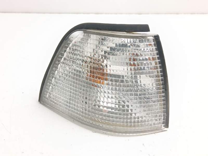 Recambio de piloto delantero derecho para bmw 3 compact (e36) 318 tds referencia OEM IAM 82199403096  
