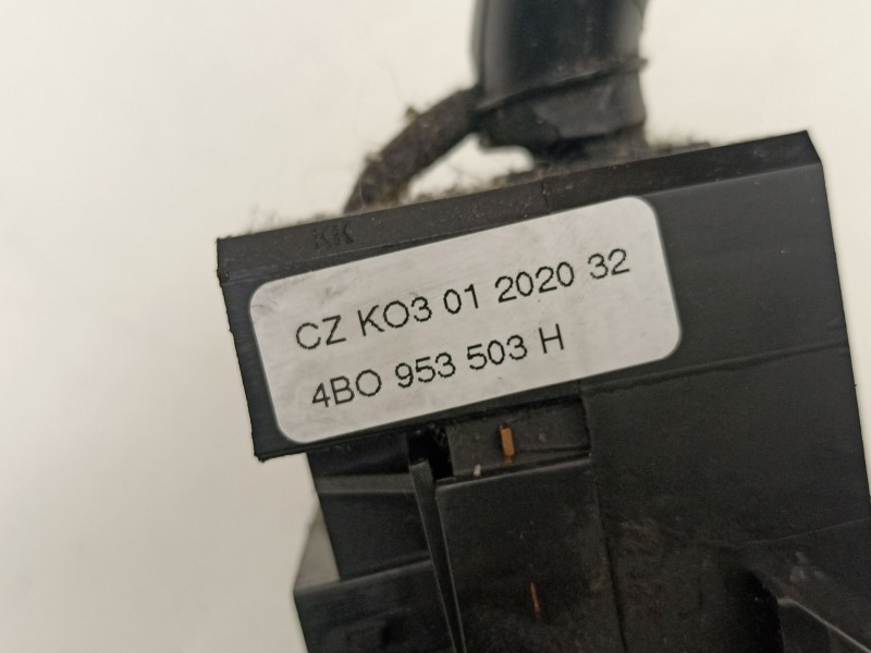 Recambio de mando luces y limpias para audi a3 (8l1) 1.9 tdi quattro referencia OEM IAM 8L0953513G  4B0953503H