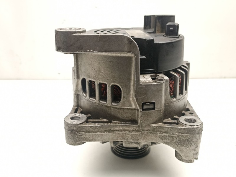 Recambio de alternador para rover 75 (rj) 2.0 cdt referencia OEM IAM GNU2562 SG12B080 