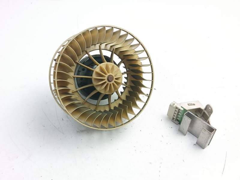 Recambio de motor calefaccion para bmw 3 compact (e36) 318 tds referencia OEM IAM 64118361913 0130111183 