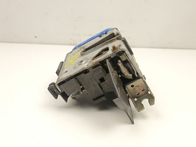 Recambio de cerradura puerta trasera izquierda para audi a3 (8l1) 1.9 tdi quattro referencia OEM IAM 8D0839015A  