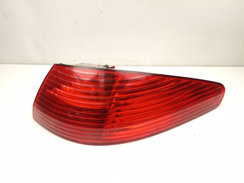 Recambio de piloto trasero derecho para peugeot 607 (9d, 9u) 2.0 hdi referencia OEM IAM 6351N1  