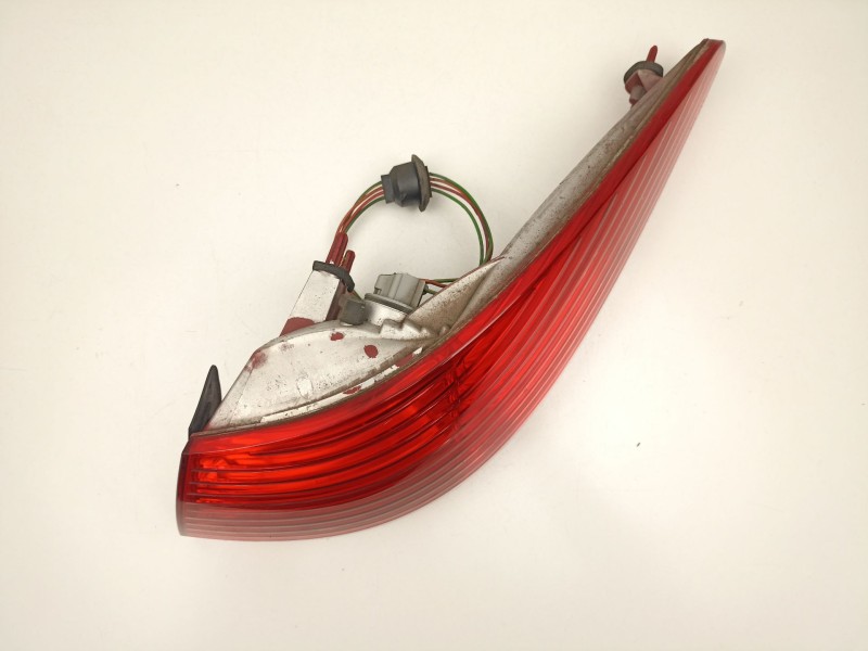 Recambio de piloto trasero derecho para peugeot 607 (9d, 9u) 2.0 hdi referencia OEM IAM 6351N1  