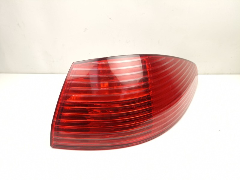 Recambio de piloto trasero derecho para peugeot 607 (9d, 9u) 2.0 hdi referencia OEM IAM 6351N1  