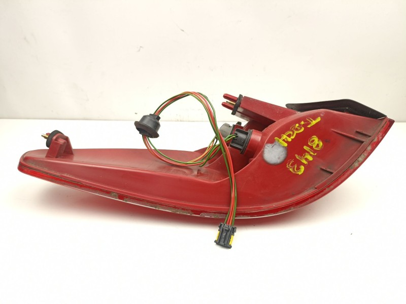 Recambio de piloto trasero derecho para peugeot 607 (9d, 9u) 2.0 hdi referencia OEM IAM 6351N1  