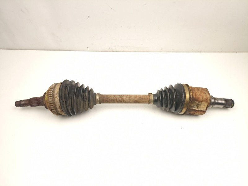 Recambio de transmision delantera izquierda para chrysler voyager iv (rg, rs) 2.5 crd referencia OEM IAM 4641883AA  