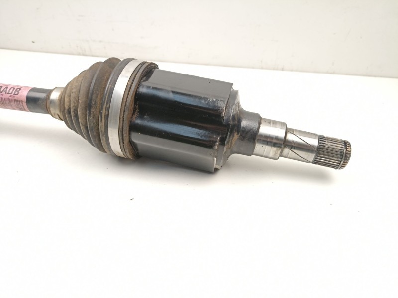 Recambio de transmision delantera izquierda para chevrolet cruze fastback (j305) 1.6 referencia OEM IAM 13334708  