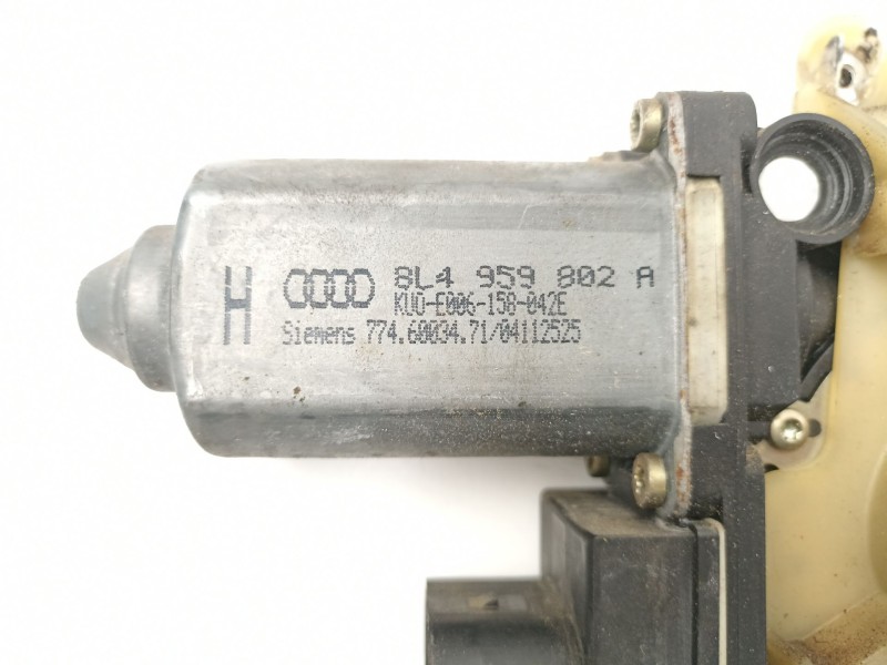 Recambio de elevalunas trasero derecho para audi a3 (8l1) 1.9 tdi quattro referencia OEM IAM 8L4959802A  