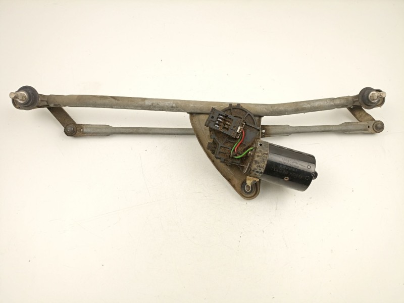 Recambio de motor limpia delantero para rover 75 (rj) 2.0 cdt referencia OEM IAM DLB101570 0390241355 67638362155