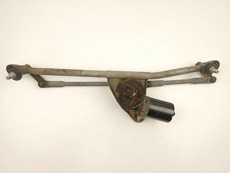 Recambio de motor limpia delantero para rover 75 (rj) 2.0 cdt referencia OEM IAM DLB101570 0390241355 67638362155