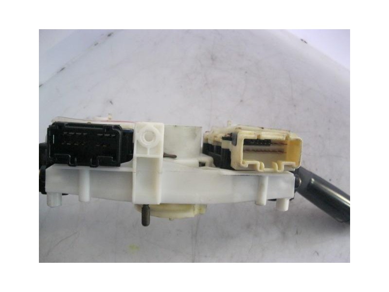 Recambio de mando luces y limpias : toyota carina : 1.6 g -4a-fe (106,08cv) 5p [1998] para toyota carina 1.6 g -4a-fe referencia