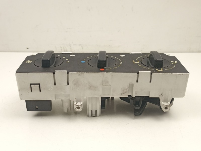 Recambio de mandos calefaccion aire para citroën zx 1.9 td referencia OEM IAM 6451AG  