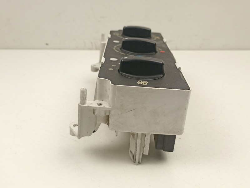 Recambio de mandos calefaccion aire para citroën zx 1.9 td referencia OEM IAM 6451AG  