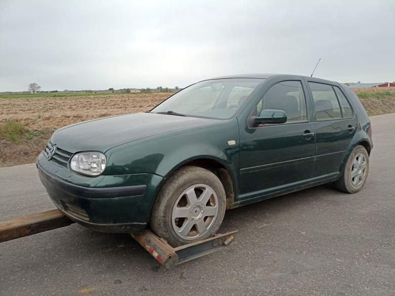 VOLKSWAGEN GOLF IV (1J1)