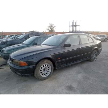 BMW 5 (E39)
