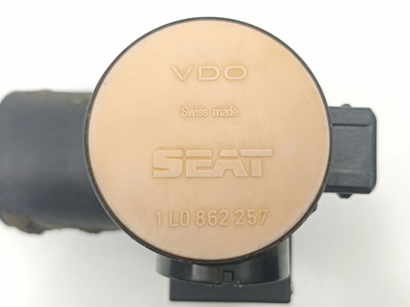 Recambio de compresor cierre centralizado para seat ibiza 1.9 d referencia OEM IAM 1L0862257  