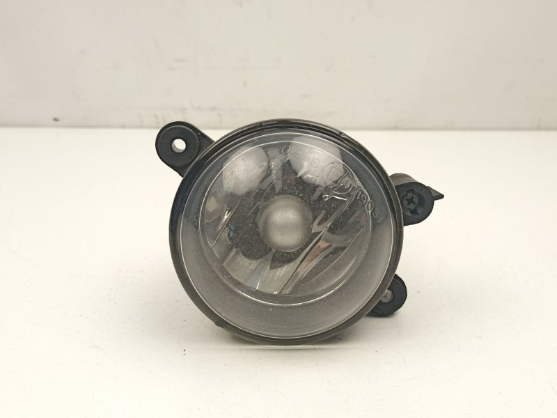 Recambio de antiniebla derecho para seat cordoba 1.9 tdi referencia OEM IAM 6L0941703  