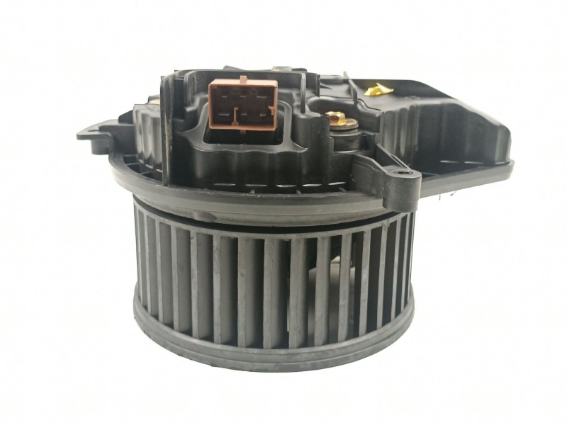 Recambio de motor calefaccion para audi a4 b6 (8e2) 2.5 tdi referencia OEM IAM 8E1820021B 663000U 