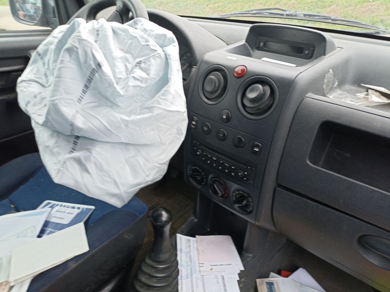 peugeot partner caja/chasis (5_, g_) del año 2002