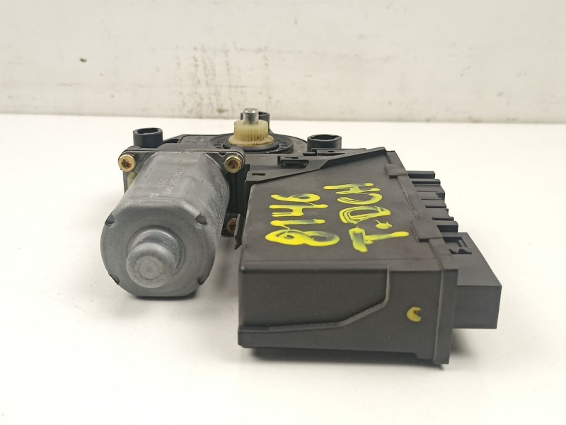 Recambio de elevalunas trasero derecho para audi a4 b6 (8e2) 2.5 tdi referencia OEM IAM 8E0959802A 5WK47011BBF 