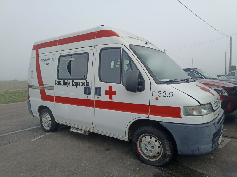 peugeot boxer furgón (230l) del año 2000
