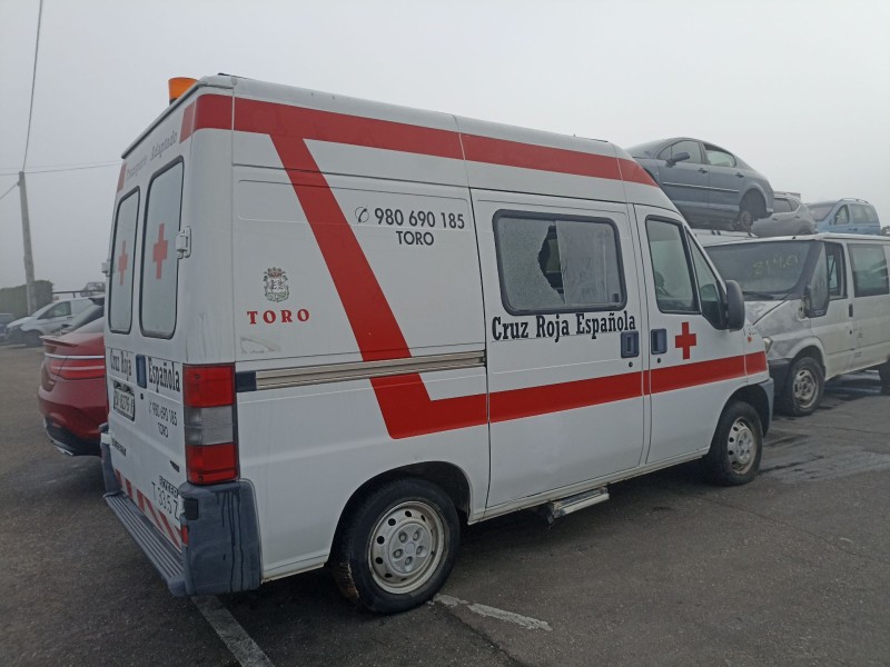 peugeot boxer furgón (230l) del año 2000