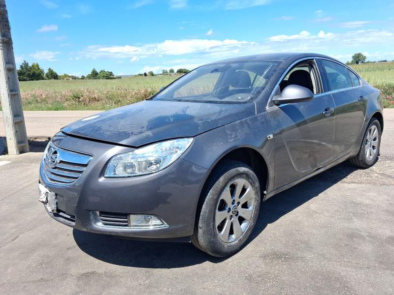 OPEL INSIGNIA A SEDÁN (G09)