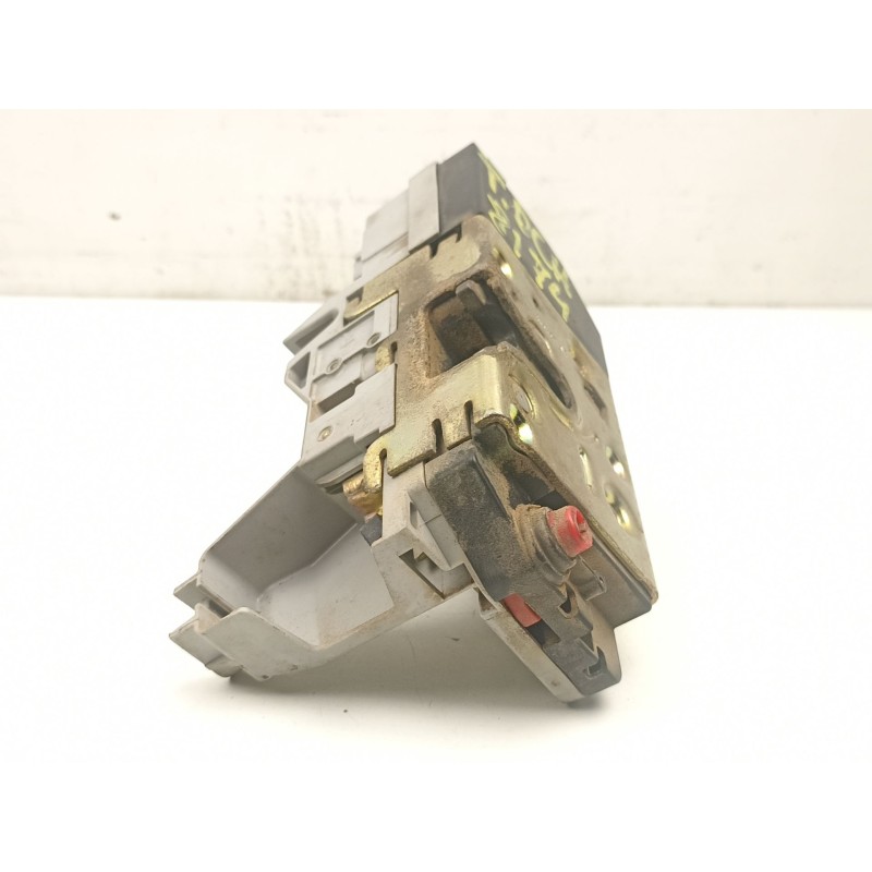 Recambio de cerradura puerta trasera derecha para peugeot 307 (3a/c) 1.6 hdi 110 referencia OEM IAM 9138C0  