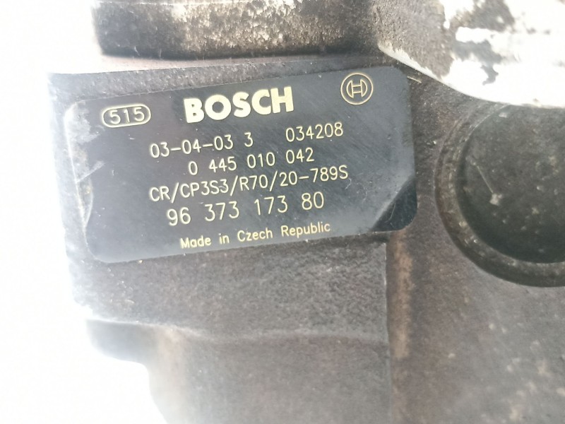 Recambio de bomba inyectora diesel para peugeot 206 1.4 hdi 5p referencia OEM IAM 9637317380 0445010042 