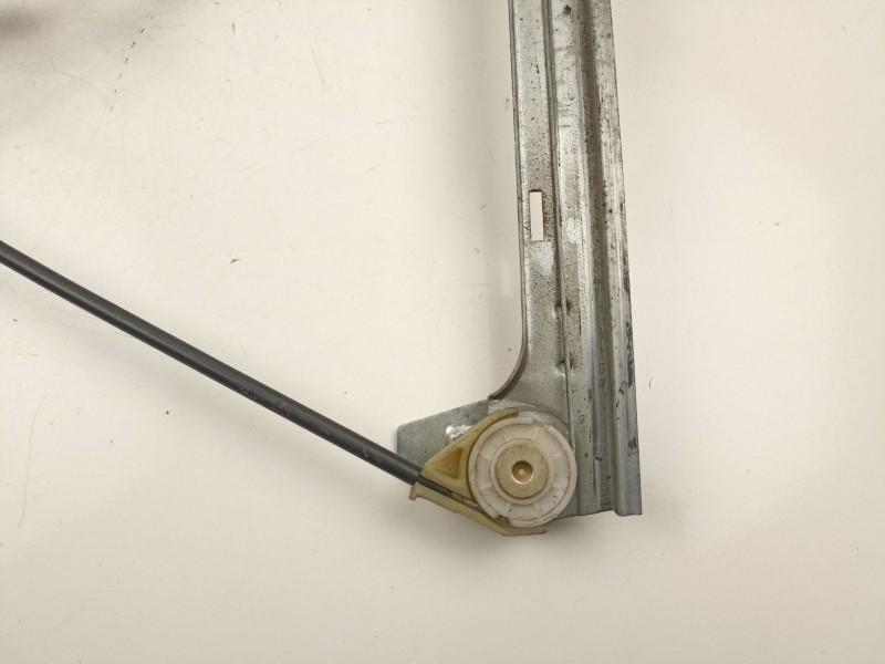 Recambio de elevalunas delantero derecho para citroën xsara 1.9 d referencia OEM IAM 9222H2  