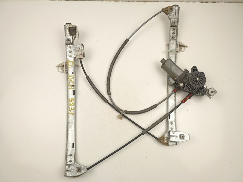 Recambio de elevalunas delantero derecho para citroën xsara 1.9 d referencia OEM IAM 9222H2  