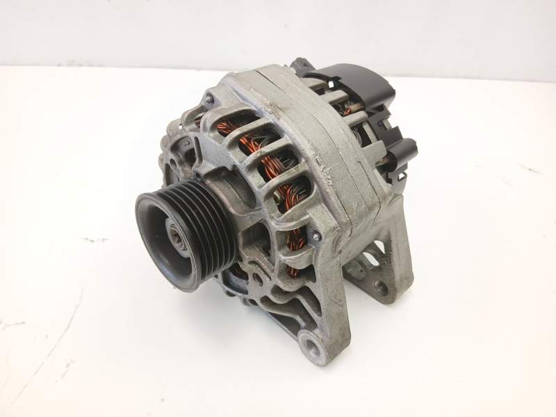 Recambio de alternador para peugeot 206 hatchback (2a/c) 1.4 i referencia OEM IAM 9656956080  