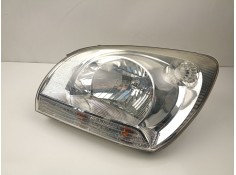Recambio de faro izquierdo para kia sportage ii (je_, km) 2.0 crdi 4wd referencia OEM IAM 921011F021  