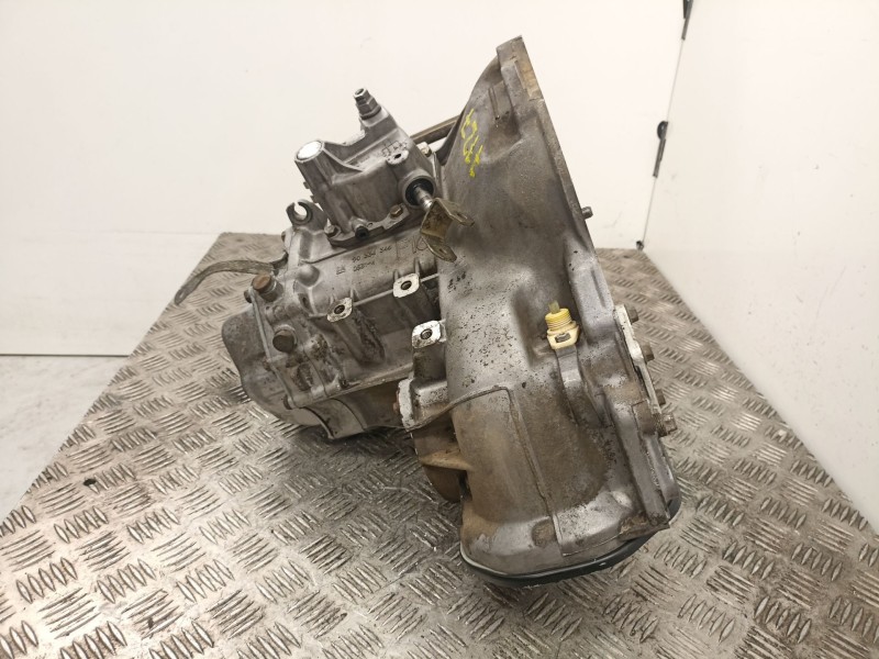 Recambio de caja cambios 5v gasolina para opel calibra 2.0 g referencia OEM IAM 90334346  